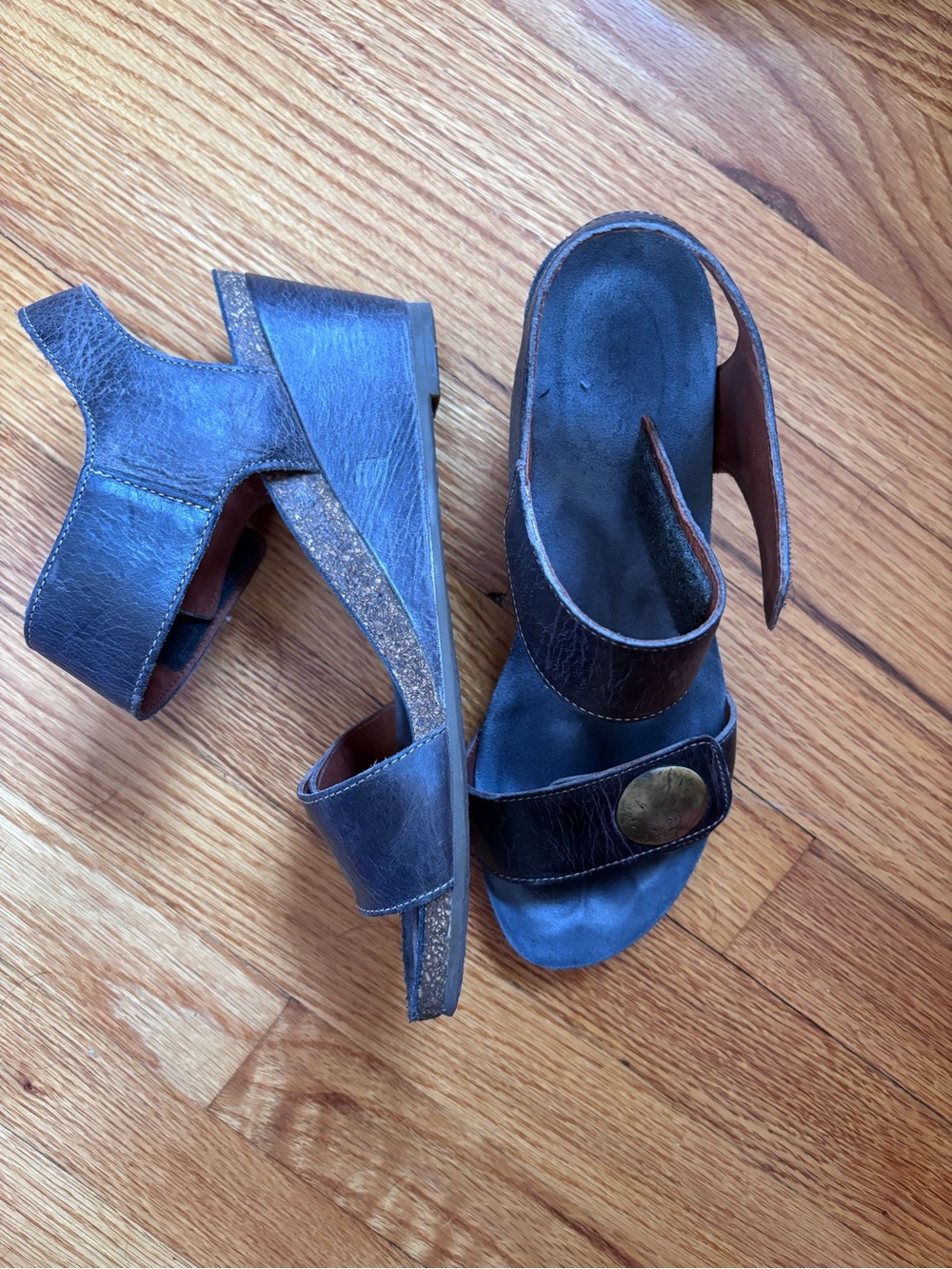 Taos Footwear Dark Brown Leather Wedge Sandals with Decorative Button
